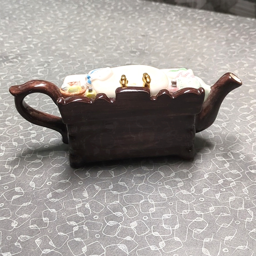 Tea-Nee Miniature Teapot - Picture 3 of 7